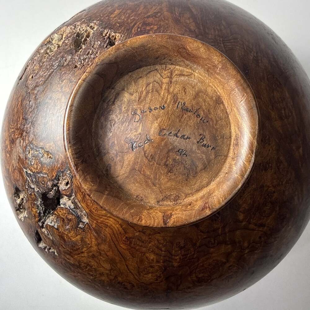 Vtg Hand Turned Wood Burl Vessel Vase Raw Edge Artisan Signed Red Cedar C3 - Picture 14 of 14